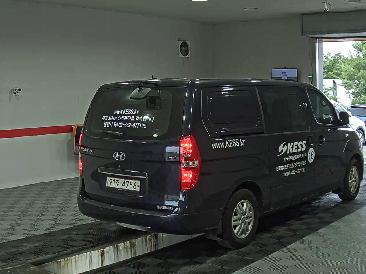2019 - hyundai grand starex
