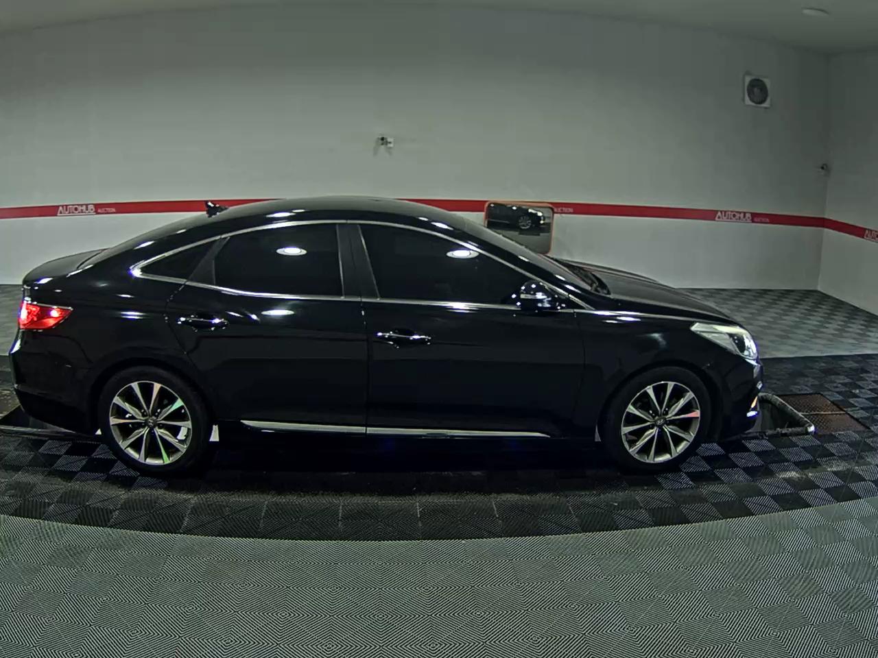 2015 - hyundai grandeur