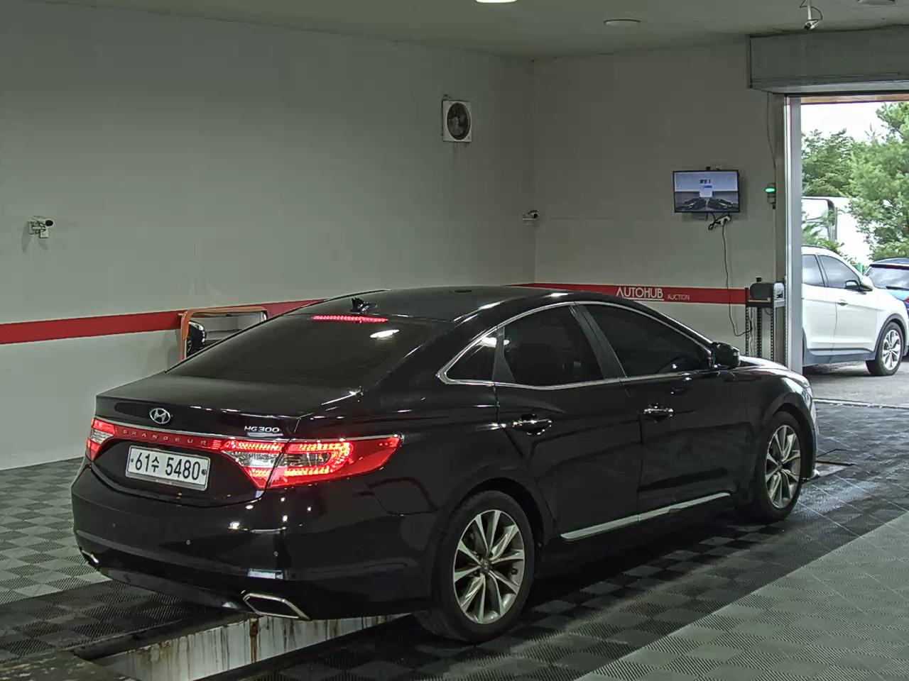 2015 - hyundai grandeur