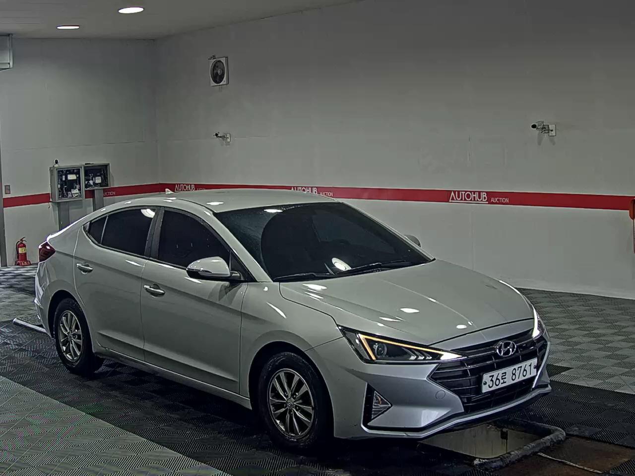 2019 - hyundai avante