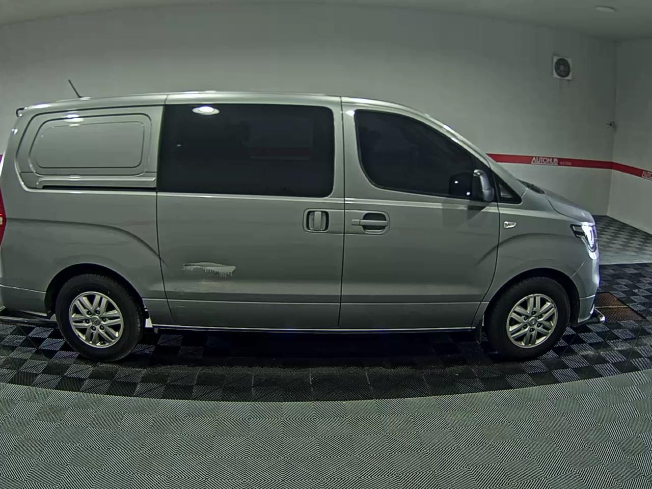2020 - hyundai grand starex