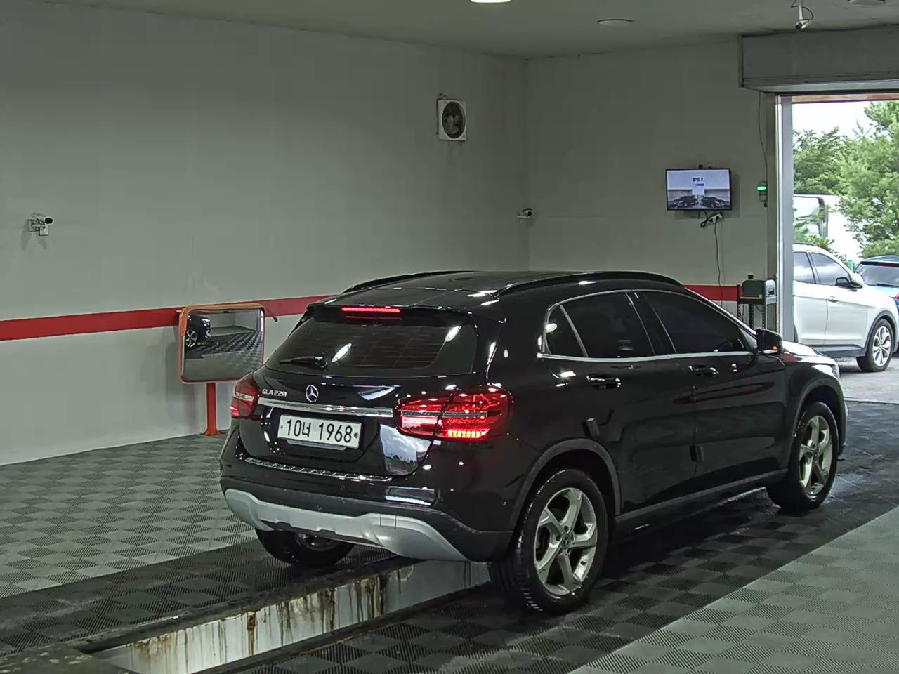 2019 - mercedes-benz gla 220