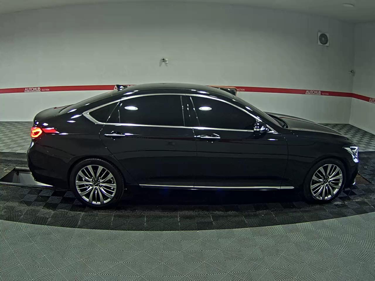 2019 - genesis g80