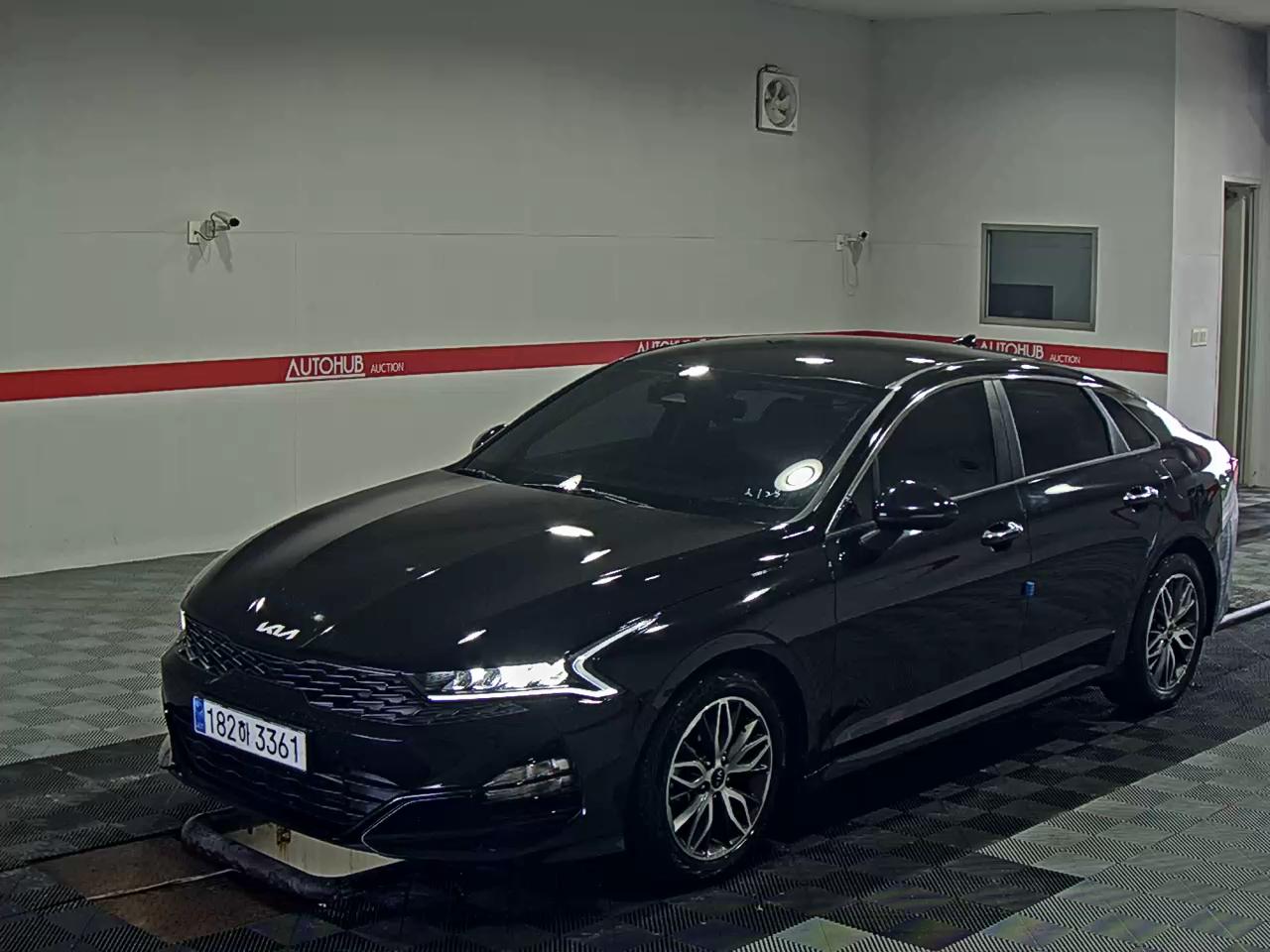 2021 - kia k5