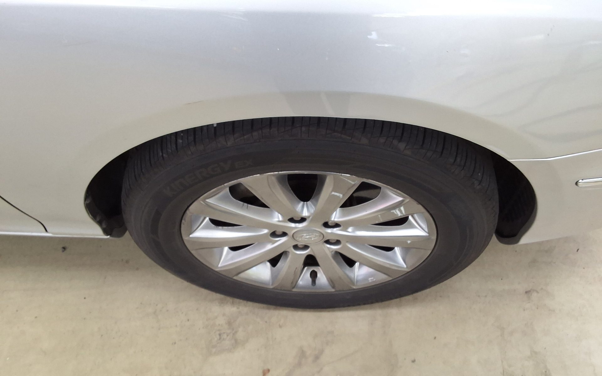 2010 - hyundai grandeur