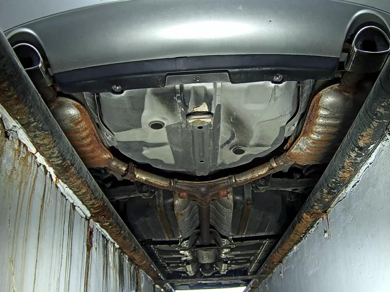 2010 - hyundai grandeur