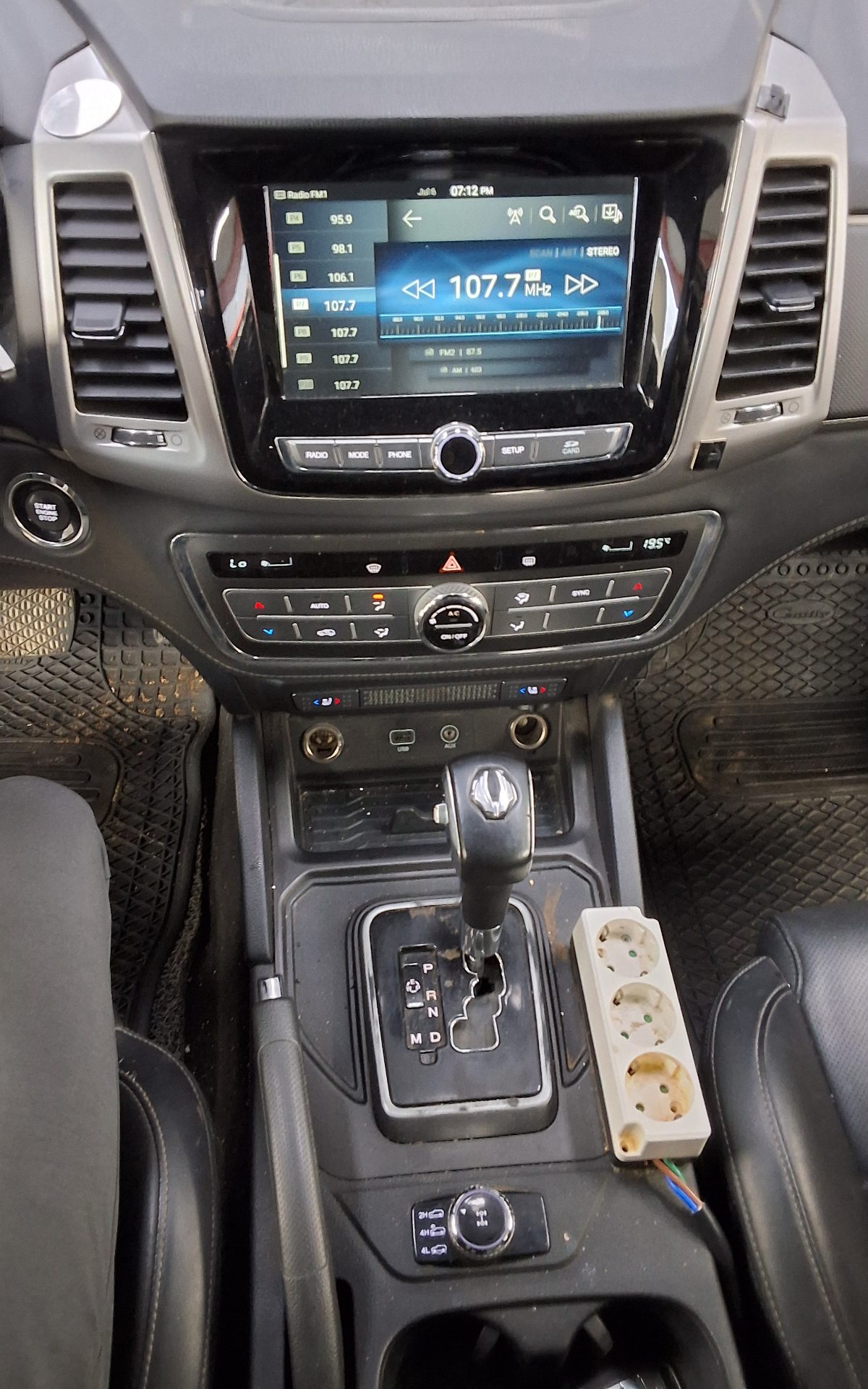 2019 - ssangyong rexton
