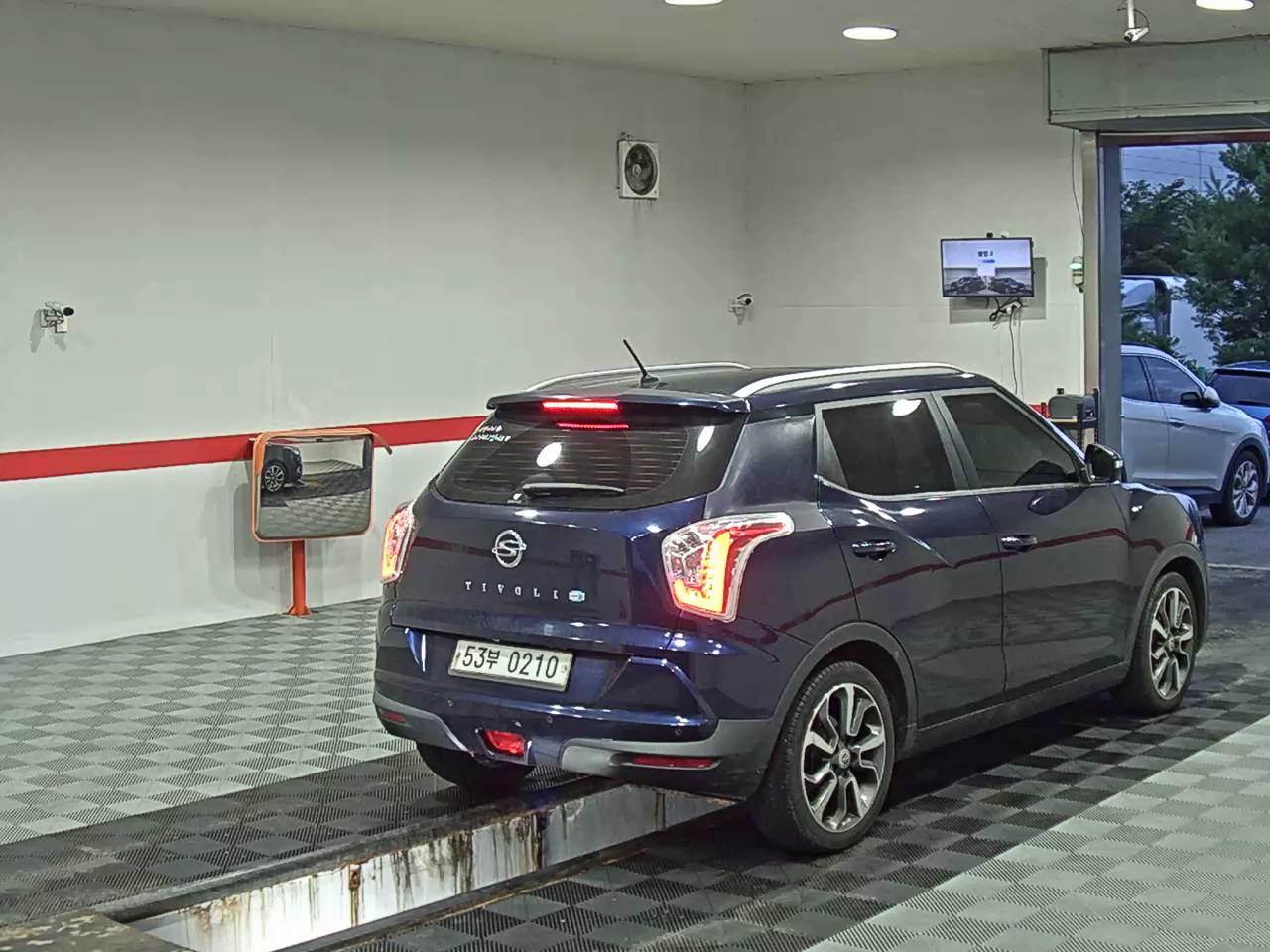 2016 - ssangyong tivoli