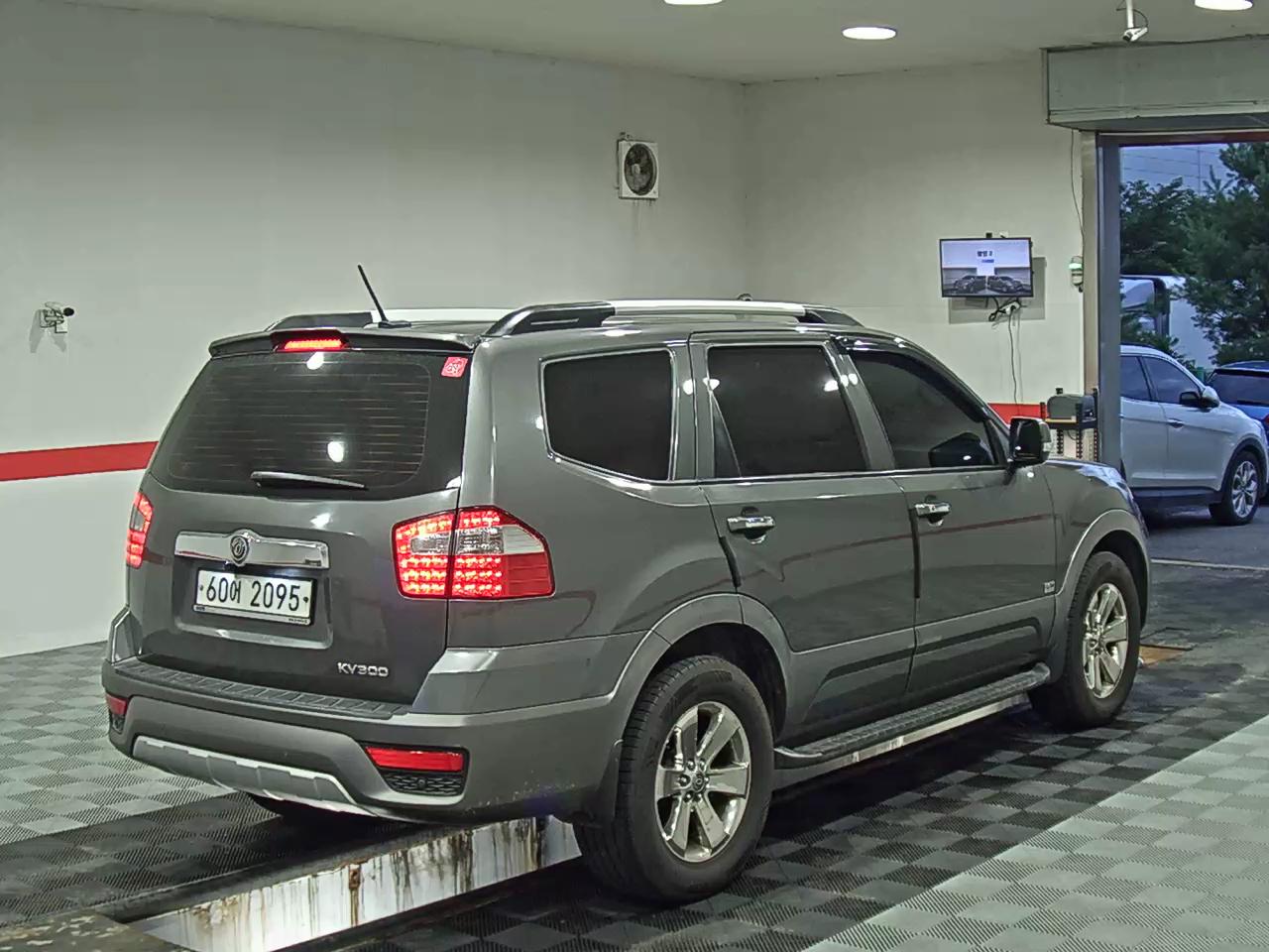 2014 - kia mohave