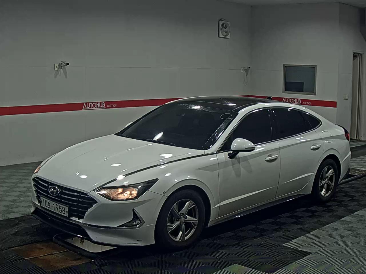 HYUNDAI SONATA (DN8) RENTAL CAR