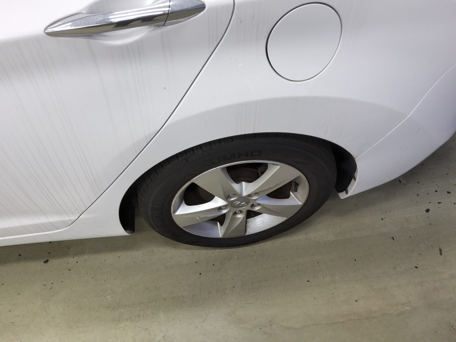2012 - hyundai avante