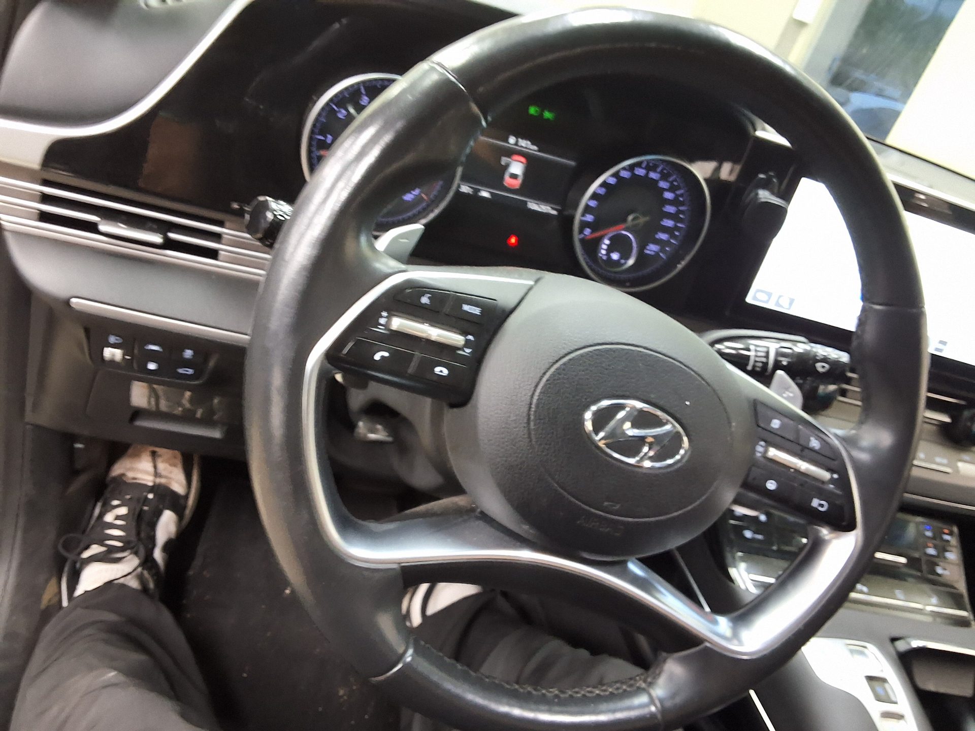 2022 - hyundai grandeur