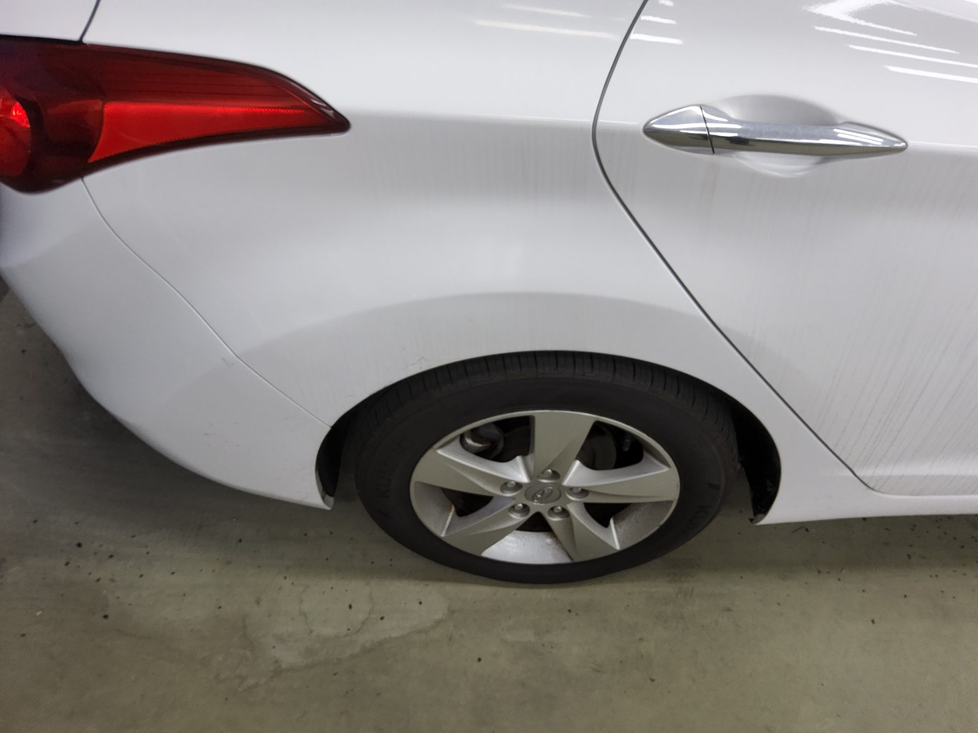 2012 - hyundai avante