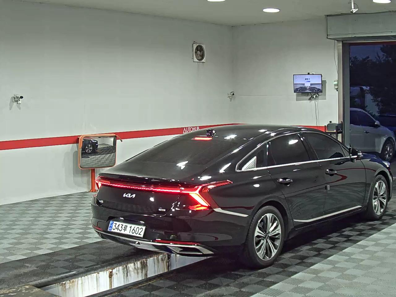 2022 - kia k8
