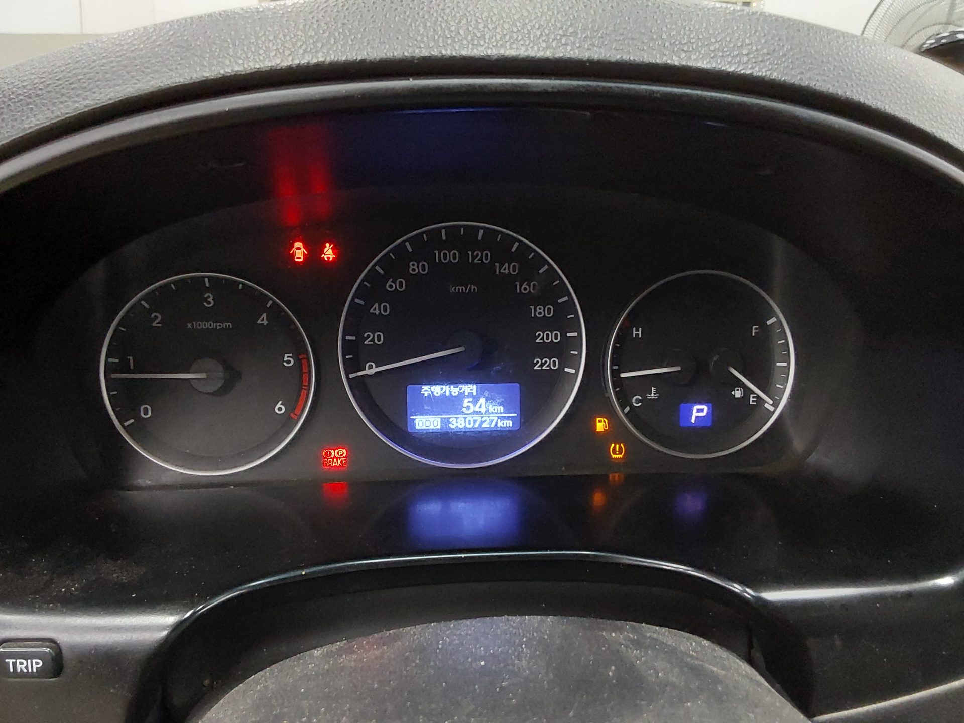 2019 - hyundai grand starex