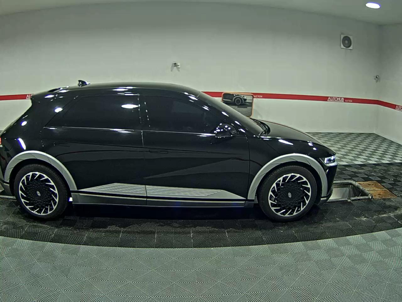 2022 - hyundai ioniq