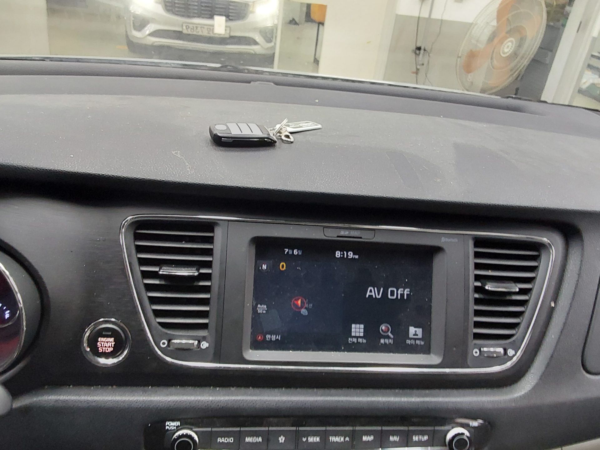2020 - kia carnival
