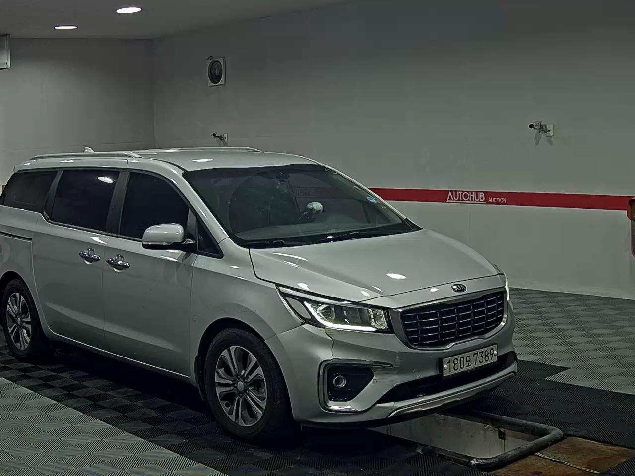 2020 - kia carnival