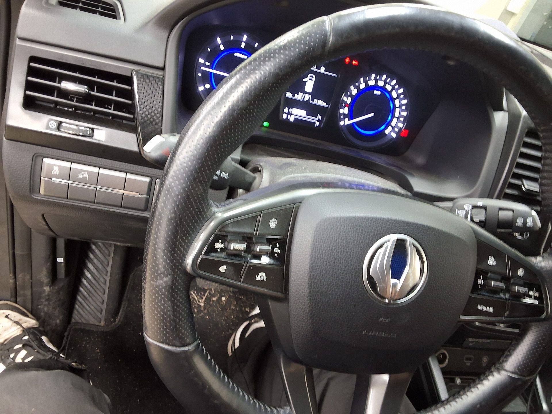 2021 - ssangyong rexton