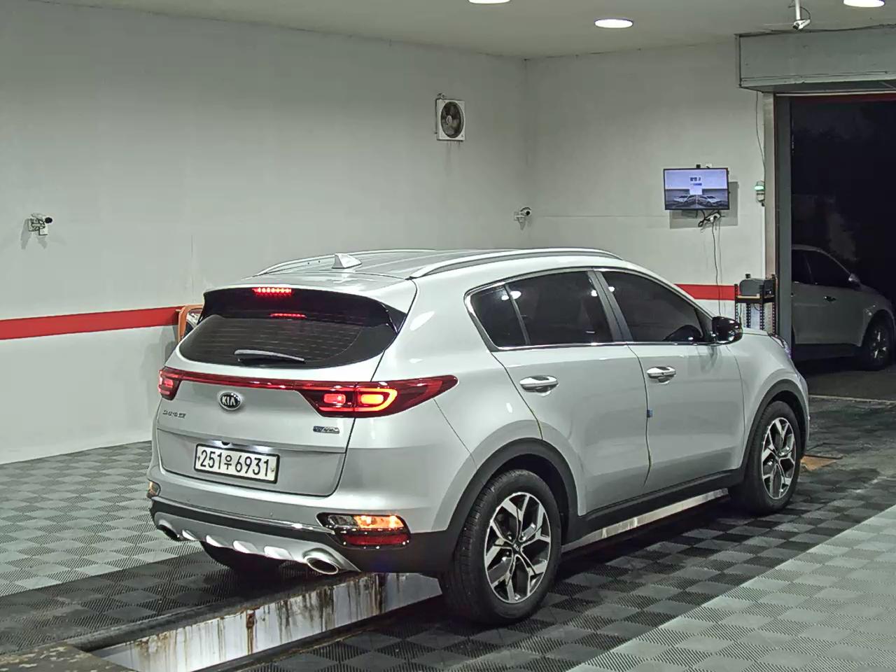 2019 - kia sportage