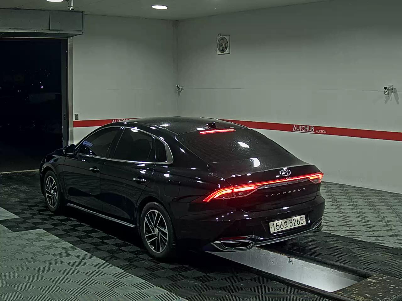 2022 - hyundai grandeur
