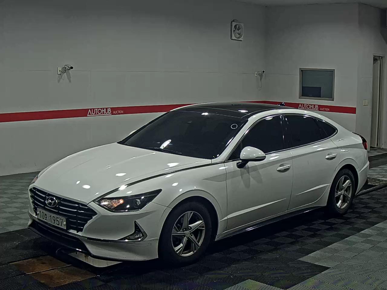 HYUNDAI SONATA (DN8) RENTAL CAR