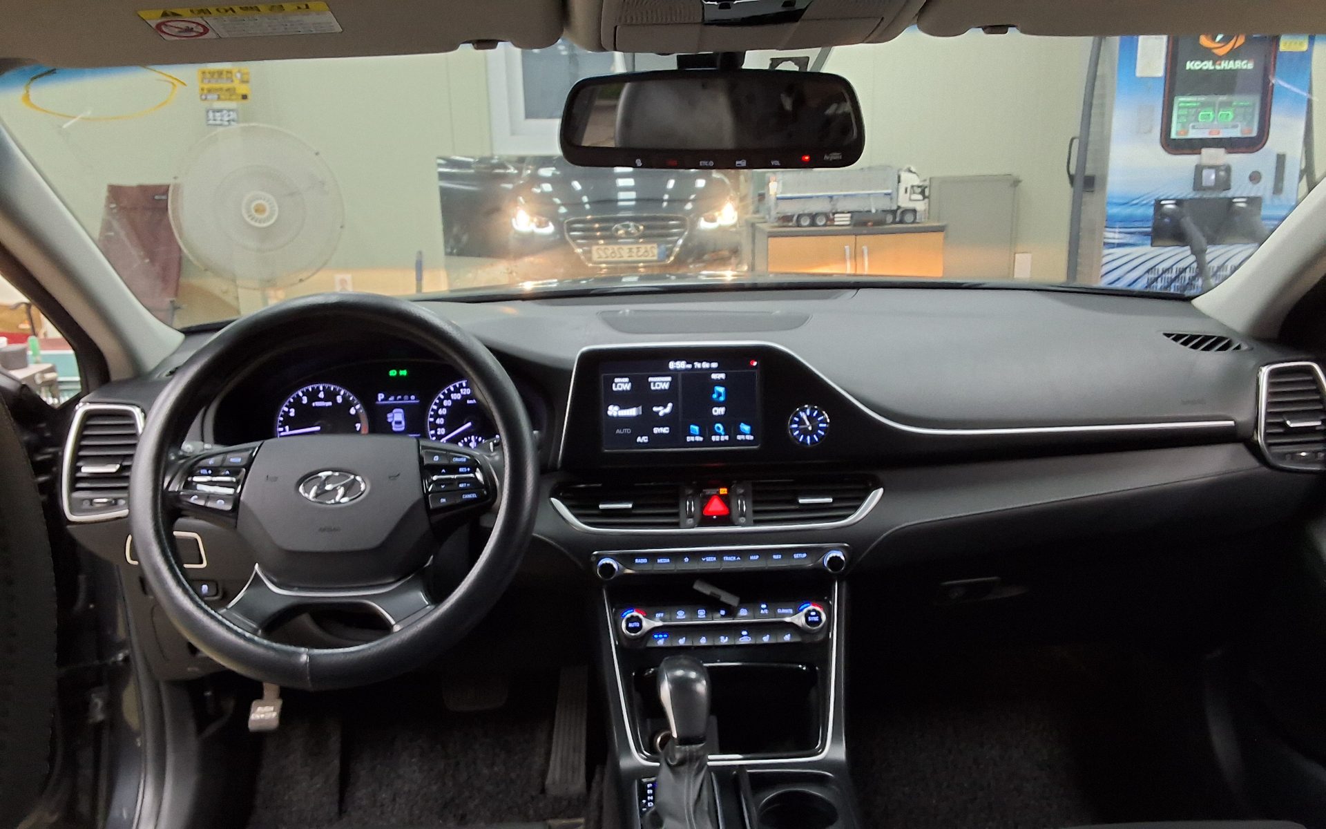 2018 - hyundai grandeur