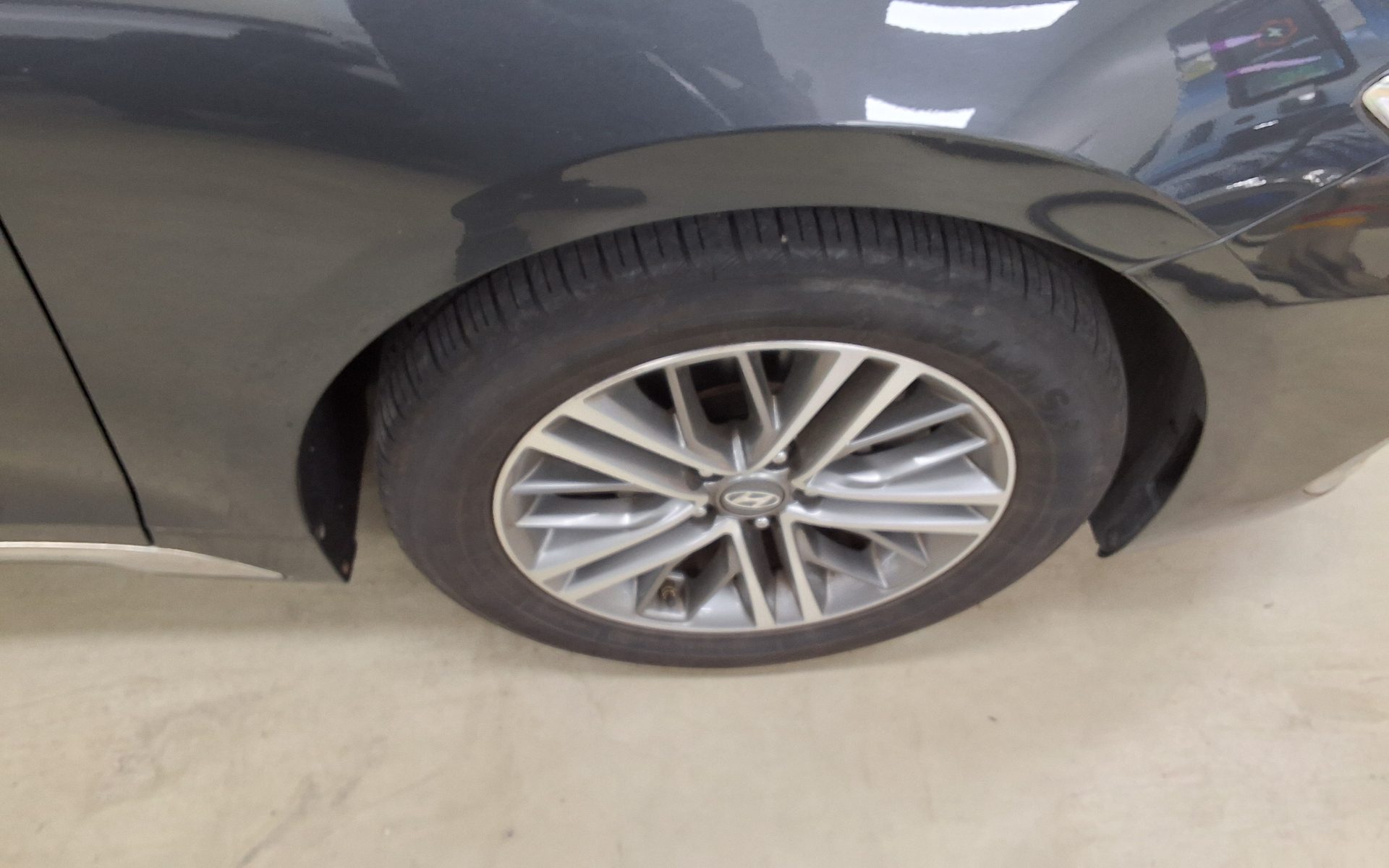 2018 - hyundai grandeur