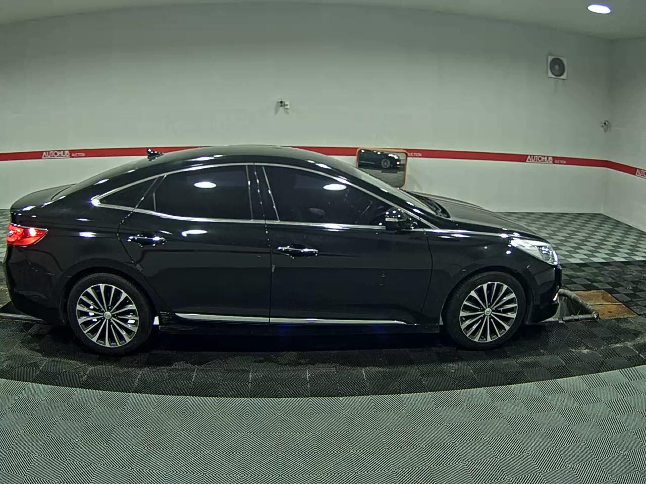 2014 - hyundai grandeur