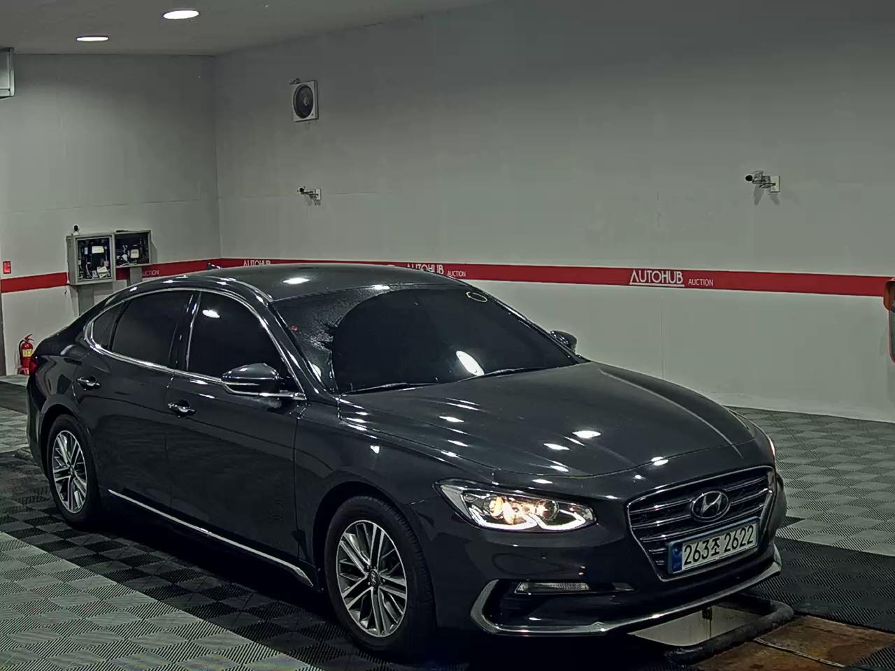 2018 - hyundai grandeur