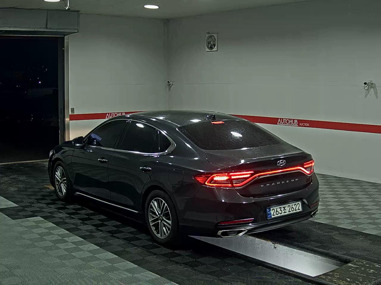 2018 - hyundai grandeur