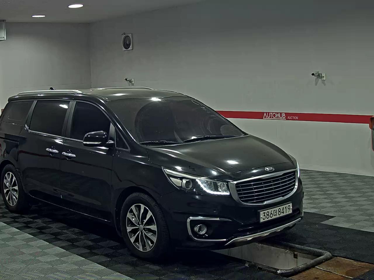 2017 - kia carnival