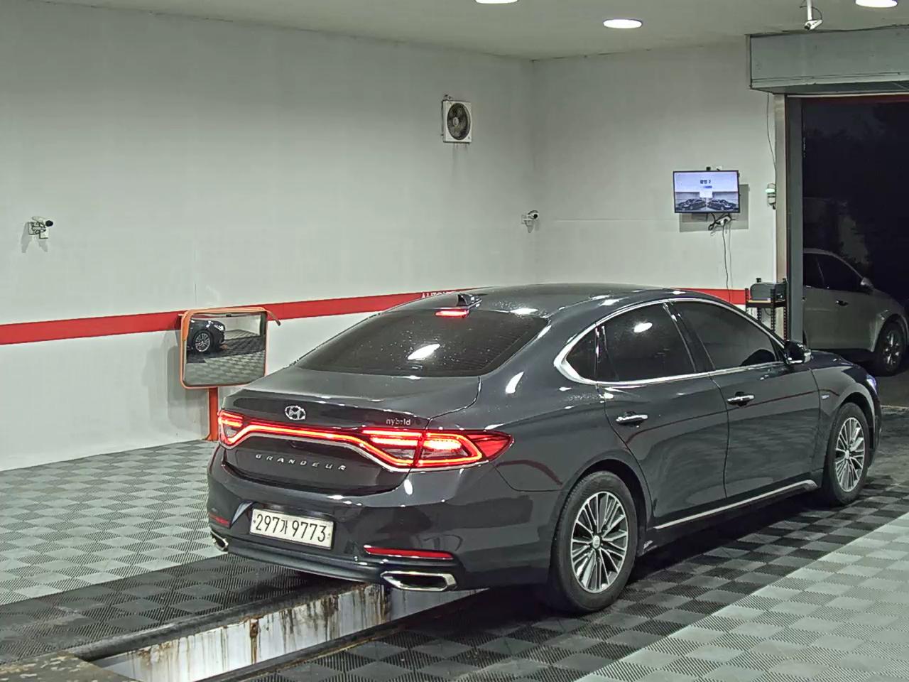 2019 - hyundai grandeur
