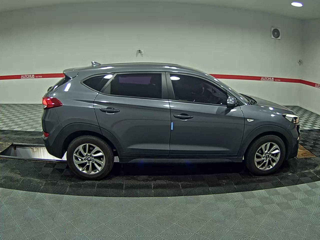 2016 - hyundai tucson