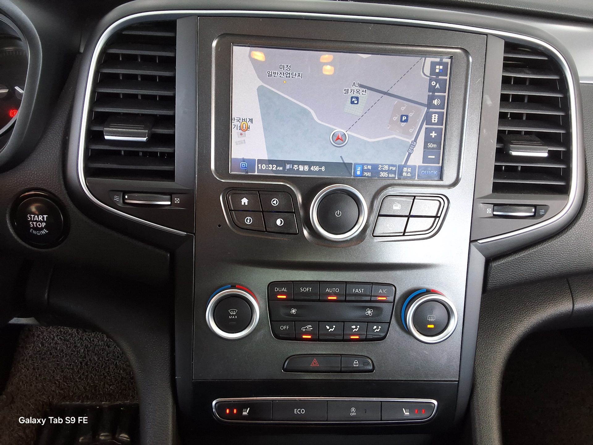 2016 - renault sm6