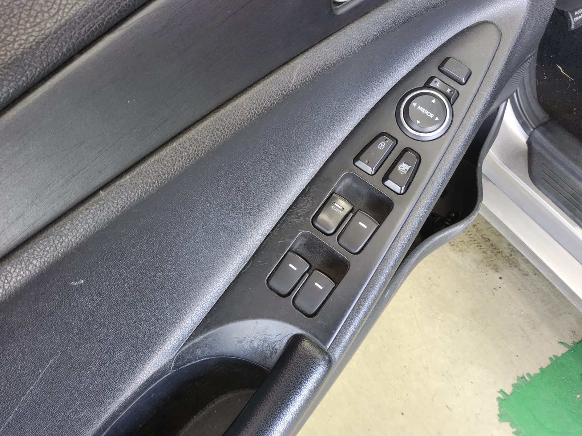 2012 - hyundai sonata