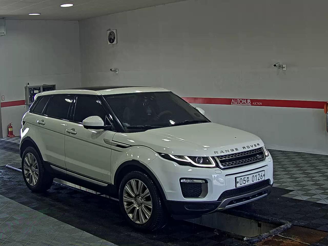 2016 - land rover range rover