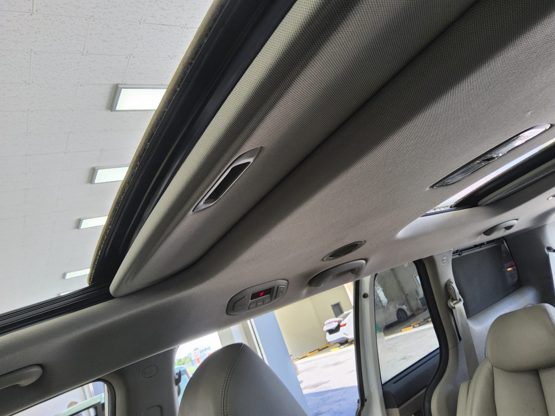 2019 - kia carnival