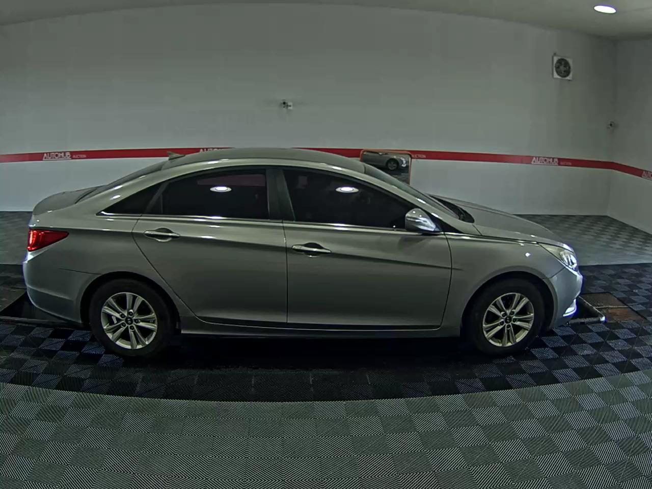 2012 - hyundai sonata
