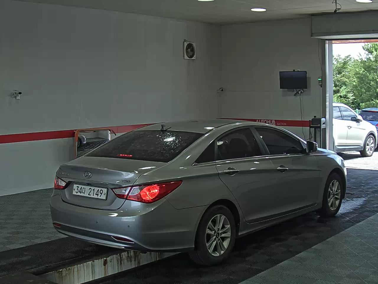 2012 - hyundai sonata