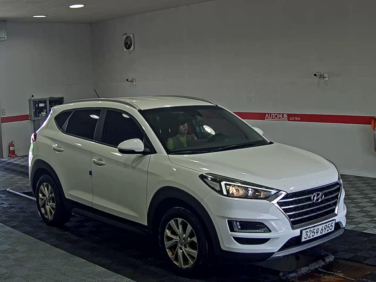 2020 - hyundai tucson