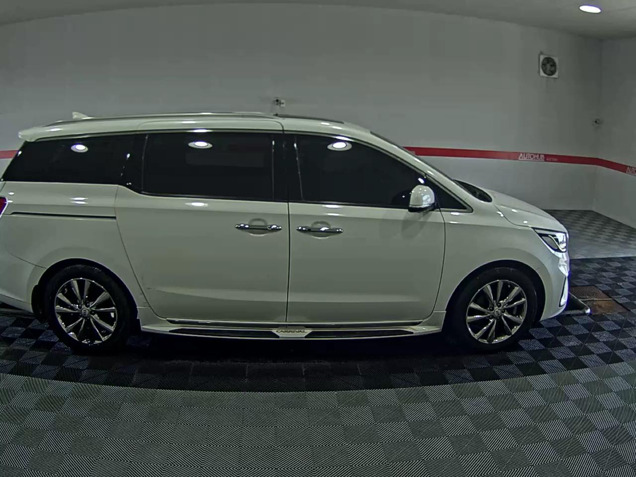 2019 - kia carnival