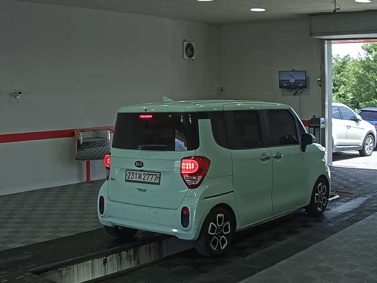 2020 - kia ray