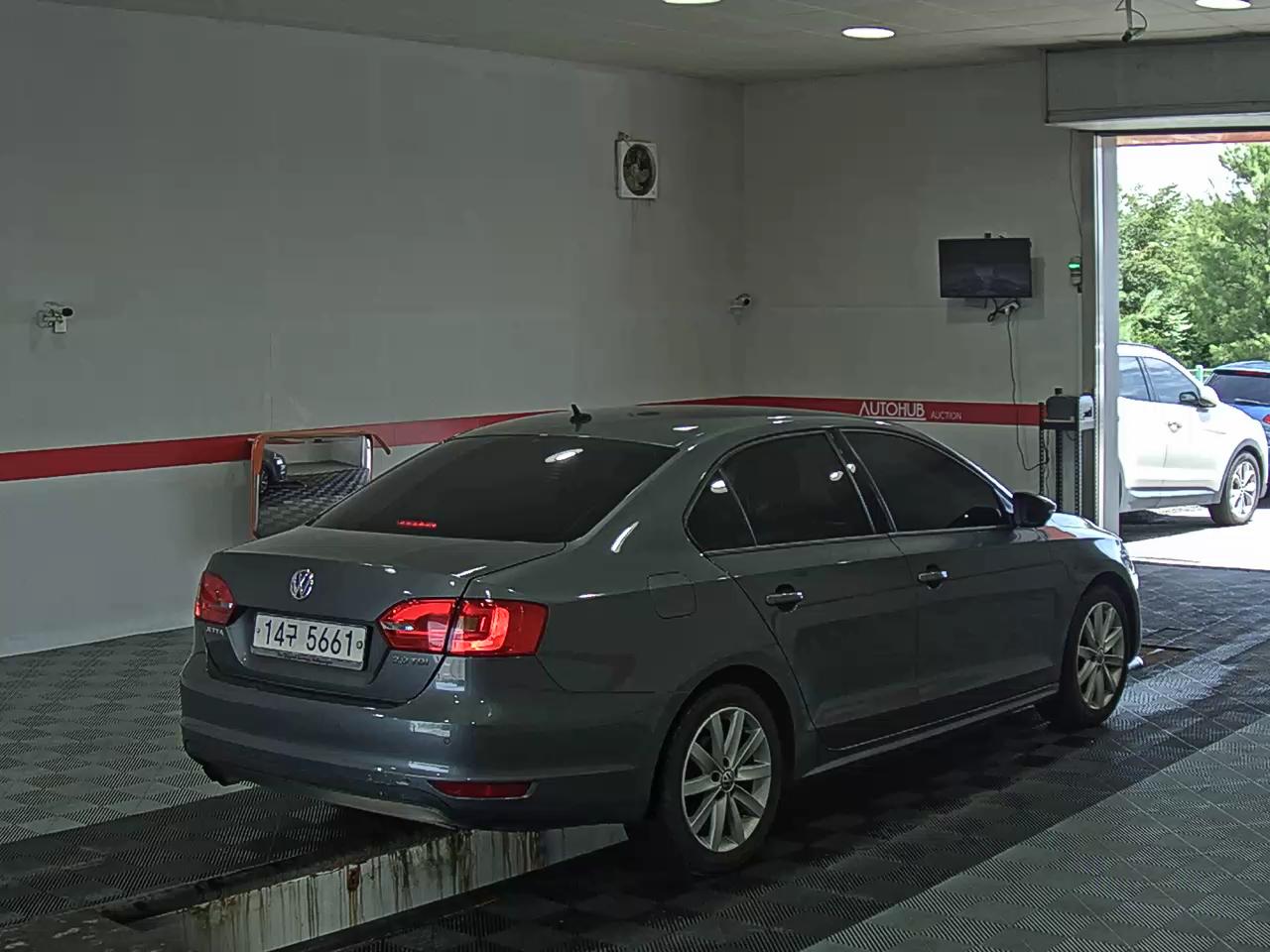 2011 - volkswagen jetta
