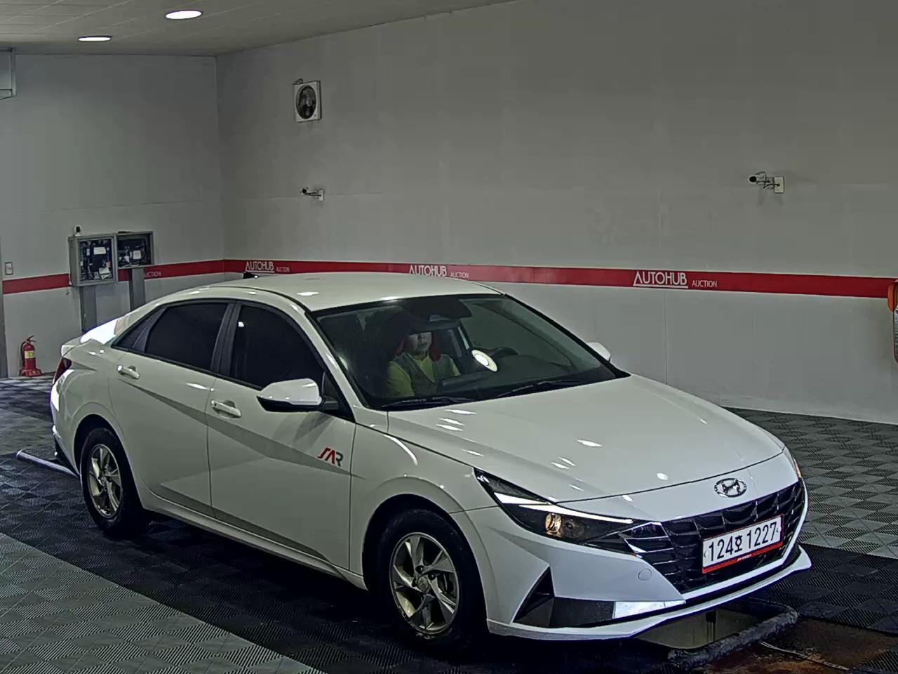 2022 - hyundai avante