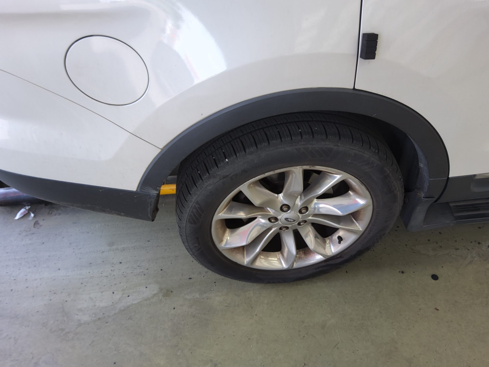 2014 - ford explorer
