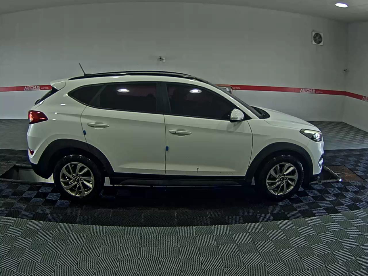 2016 - hyundai tucson
