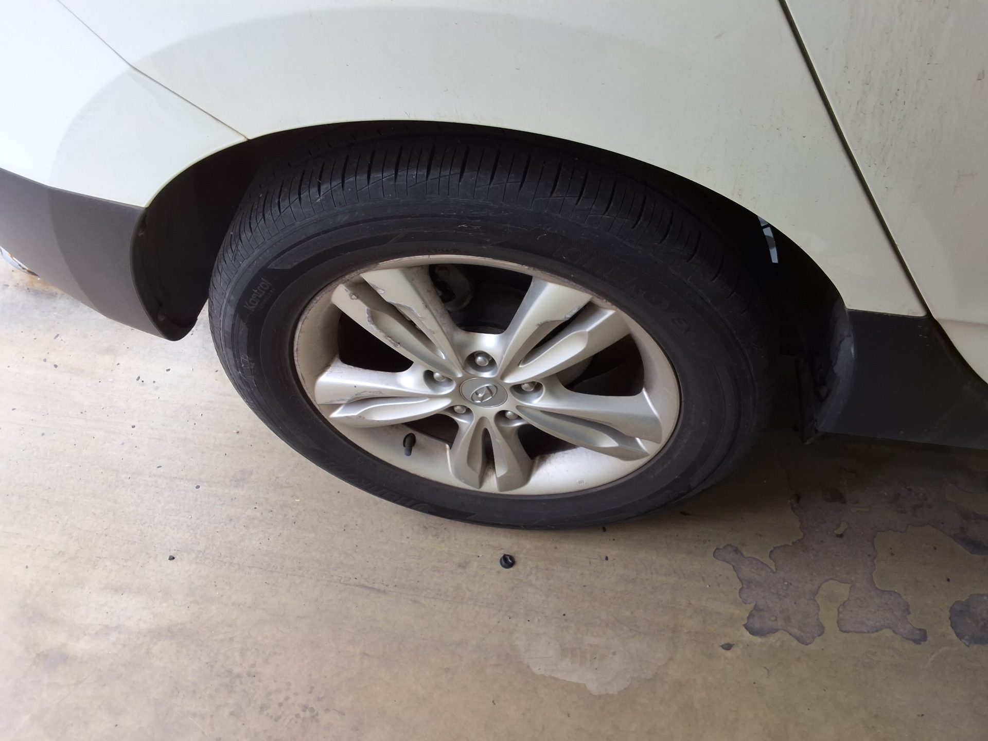 2010 - hyundai tucson