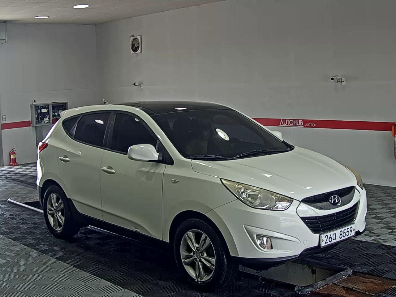2010 - hyundai tucson