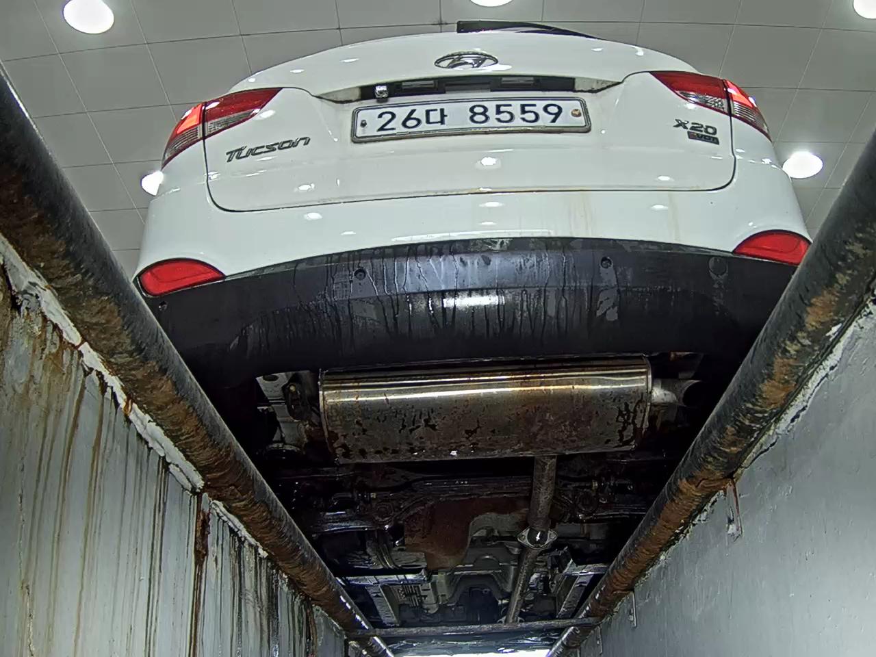 2010 - hyundai tucson